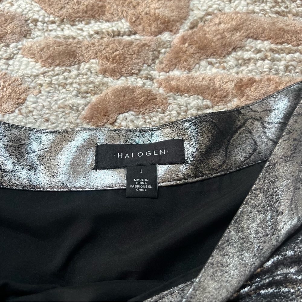 Halogen Metallic Pleated Skirt Estimated Size M - Picture 5 of 7